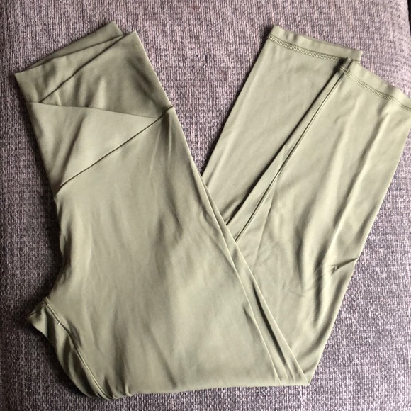 Aerie Crossover Leggings - Picture 2 of 3